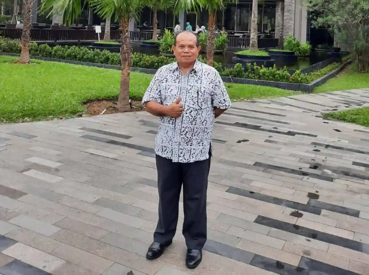 1-Prof DR Ali Mufrodi MA-zip-webp